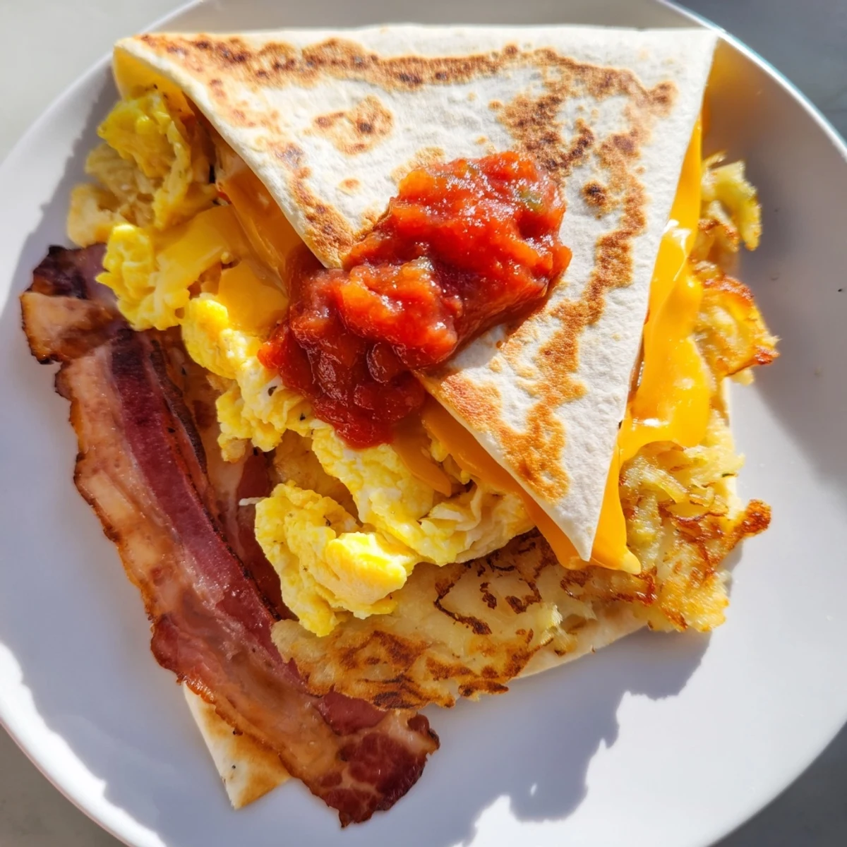 Breakfast Crunchwrap Hack